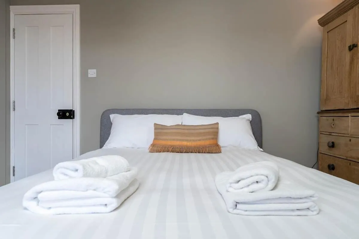 Host & Stay - Grove Townhouse برايتون بيت للعطل